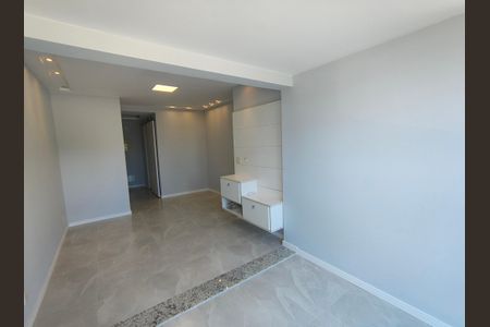 Apartamento para alugar com 73m², 3 quartos e 1 vaga