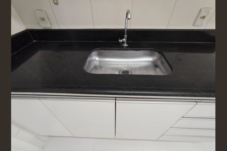 Apartamento para alugar com 73m², 3 quartos e 1 vaga