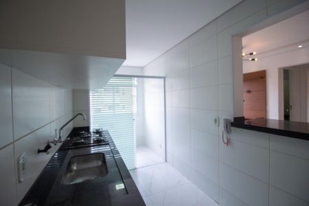 Apartamento para alugar com 51m², 2 quartos e 1 vagaCozinha 