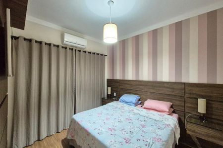 Casa à venda com 230m², 4 quartos e 5 vagas Casa à venda com 230m², 4 quartos e 5 vagasQuarto 3 - Suíte