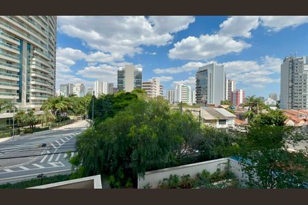 Apartamento à venda com 35m², 1 quarto e 1 vaga Apartamento à venda com 35m², 1 quarto e 1 vagaVaranda