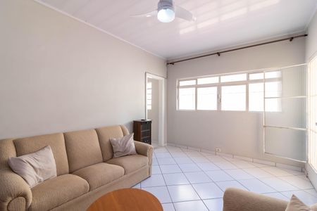 Sala de casa para alugar com 2 quartos, 120m² em Vila Santa Maria, São Paulo