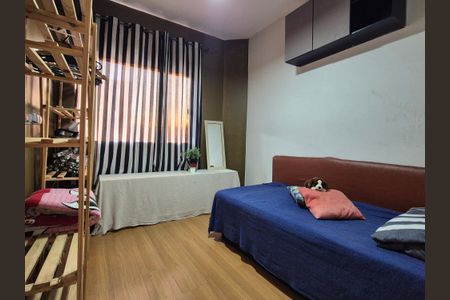 Apartamento para alugar com 2 quartos, 56m² em Vargem Pequena, Rio de Janeiro