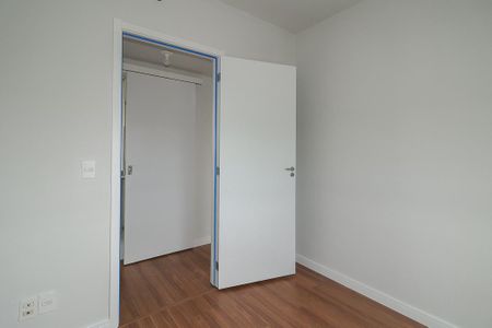 Quarto 2 de apartamento para alugar com 2 quartos, 50m² em Parque Santa Fé, Porto Alegre