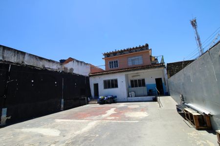 Casa à venda com 300m², 3 quartos e 8 vagasQuintal e Garagem