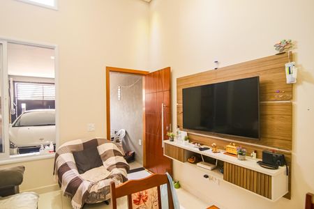 Casa para alugar com 94m², 3 quartos e 1 vagaSala