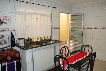 Casa para alugar com 2 quartos, 114m² em Parque Luíza, Embu das Artes