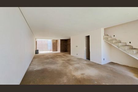 Sala de casa à venda com 3 quartos, 168m² em Cabral, Contagem