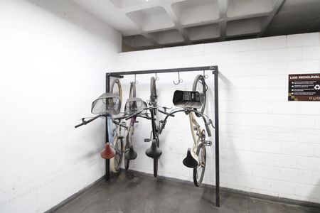 Apartamento à venda com 238m², 4 quartos e 4 vagas