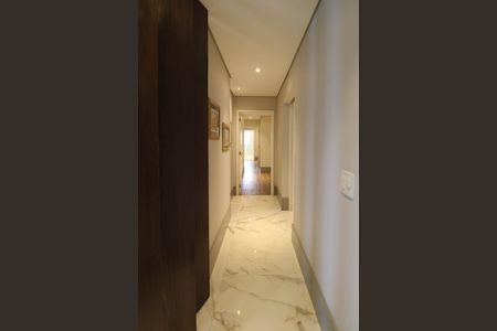 Apartamento à venda com 238m², 4 quartos e 4 vagas