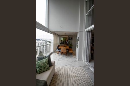 Apartamento à venda com 238m², 4 quartos e 4 vagas