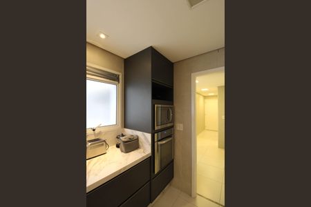 Apartamento à venda com 238m², 4 quartos e 4 vagas