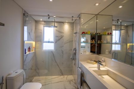 Apartamento à venda com 238m², 4 quartos e 4 vagas