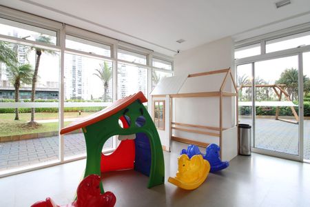 Apartamento à venda com 238m², 4 quartos e 4 vagas