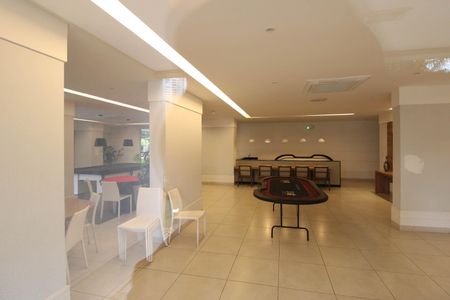 Apartamento à venda com 238m², 4 quartos e 4 vagas