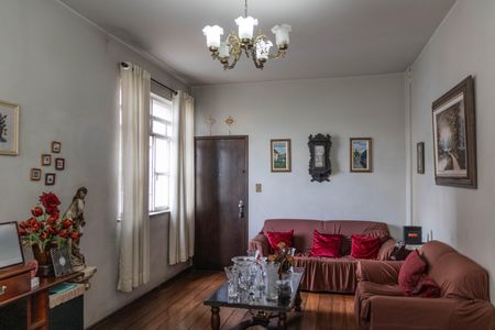 Apartamento para alugar com 172m², 3 quartos e sem vagaSala