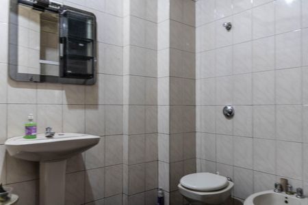 Apartamento para alugar com 172m², 3 quartos e sem vagaBanheiro da Suíte