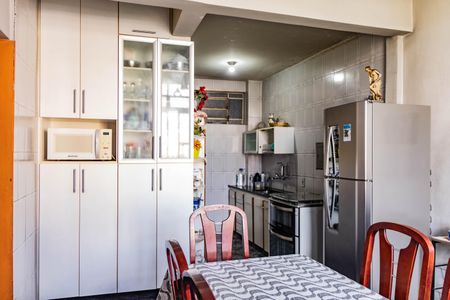 Apartamento para alugar com 172m², 3 quartos e sem vagaCozinha