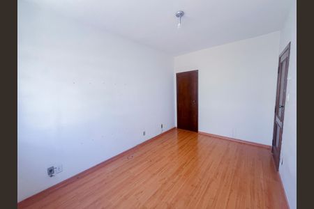 Apartamento à venda com 69m², 3 quartos e 1 vagaSala