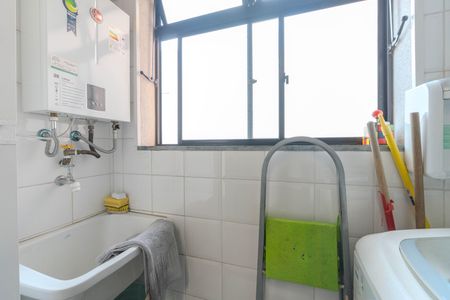 Apartamento para alugar com 55m², 2 quartos e 1 vaga Apartamento para alugar com 55m², 2 quartos e 1 vagaCozinha e Área de Serviço