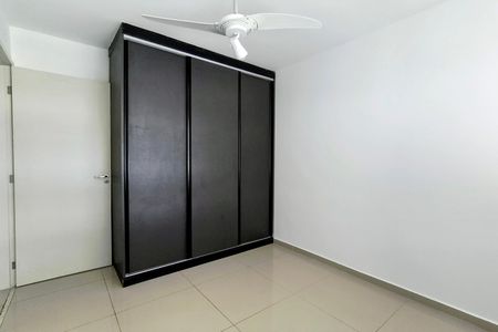 Apartamento à venda com 75m², 3 quartos e 1 vagaQuarto 2