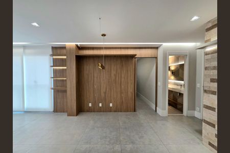 Sala de apartamento à venda com 2 quartos, 81m² em Itaim Bibi, São Paulo