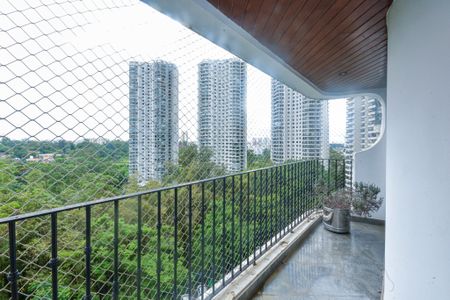 Apartamento para alugar com 280m², 4 quartos e 3 vagasSacada