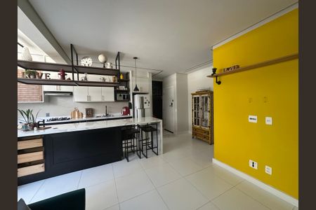Apartamento para alugar com 61m², 2 quartos e 2 vagas Apartamento para alugar com 61m², 2 quartos e 2 vagasSala