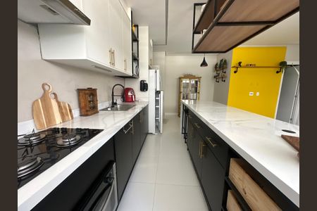 Apartamento para alugar com 61m², 2 quartos e 2 vagas Apartamento para alugar com 61m², 2 quartos e 2 vagasCozinha