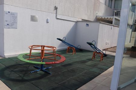 Apartamento para alugar com 61m², 2 quartos e 2 vagas Apartamento para alugar com 61m², 2 quartos e 2 vagasÁrea comum - Playground