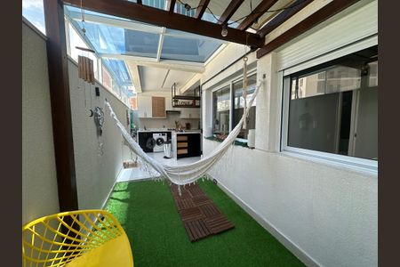 Apartamento para alugar com 61m², 2 quartos e 2 vagas Apartamento para alugar com 61m², 2 quartos e 2 vagasVaranda