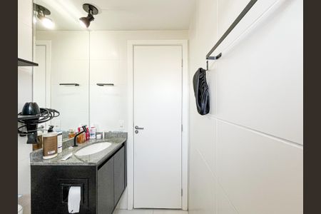 Apartamento para alugar com 51m², 2 quartos e 1 vaga Apartamento para alugar com 51m², 2 quartos e 1 vagaBanheiro
