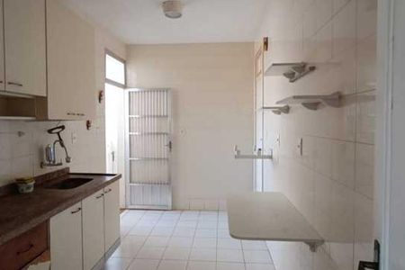 Apartamento à venda com 65m², 2 quartos e sem vaga