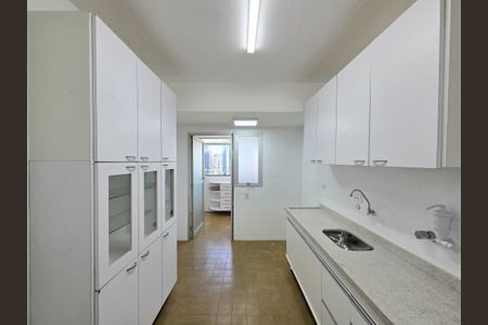 Apartamento para alugar com 97m², 3 quartos e 2 vagasCozinha