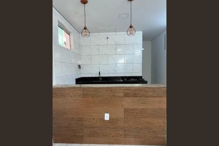 Cozinha de kitnet/studio para alugar com 1 quarto, 32m² em Mantiqueira, Belo Horizonte