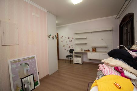 Casa à venda com 650m², 4 quartos e 5 vagas Casa à venda com 650m², 4 quartos e 5 vagasQuarto 2 - Suíte