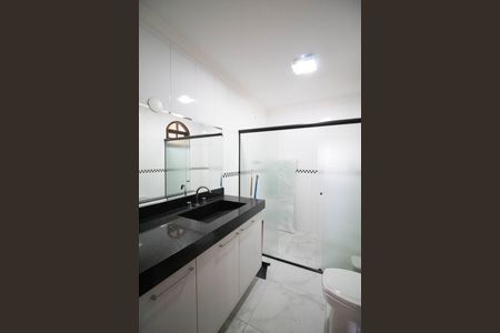 Casa à venda com 650m², 4 quartos e 5 vagas Casa à venda com 650m², 4 quartos e 5 vagasBanheiro da Suíte 3 e 4