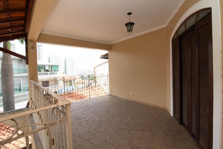 Casa à venda com 650m², 4 quartos e 5 vagas Casa à venda com 650m², 4 quartos e 5 vagasÁrea externa