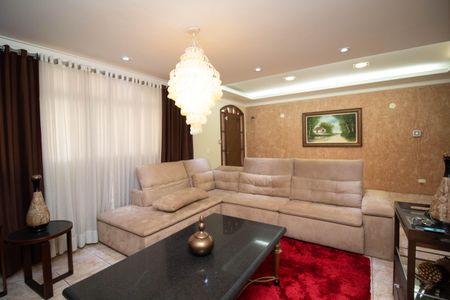 Casa à venda com 650m², 4 quartos e 5 vagas Casa à venda com 650m², 4 quartos e 5 vagasSala