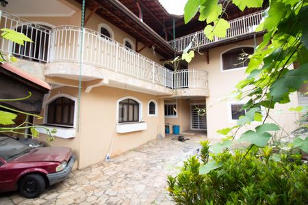 Casa à venda com 650m², 4 quartos e 5 vagas Casa à venda com 650m², 4 quartos e 5 vagasGaragem