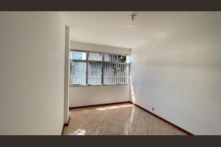 Apartamento para alugar com 90m², 2 quartos e 1 vagaSuíte