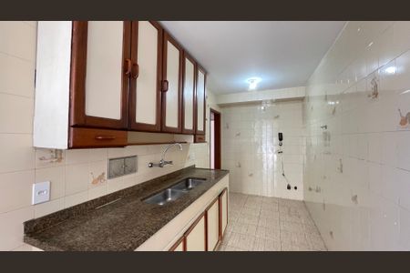 Apartamento para alugar com 90m², 2 quartos e 1 vagaCozinha