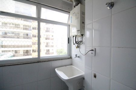 Apartamento para alugar com 71m², 2 quartos e 1 vagaÁrea de serviço