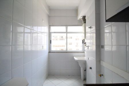 Apartamento para alugar com 71m², 2 quartos e 1 vagaÁrea de serviço
