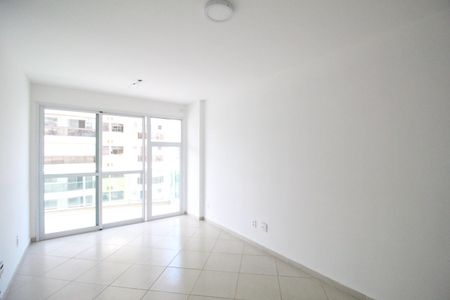 Apartamento para alugar com 71m², 2 quartos e 1 vagaSala