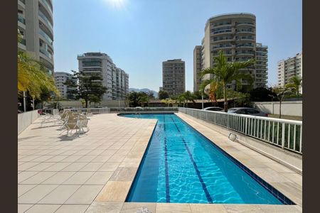 Apartamento para alugar com 71m², 2 quartos e 1 vagaÁrea comum - Piscina