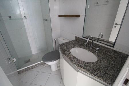 Apartamento para alugar com 71m², 2 quartos e 1 vagaBanheiro da suíte