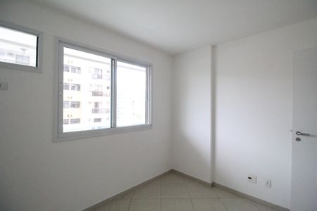 Apartamento para alugar com 71m², 2 quartos e 1 vagaQuarto