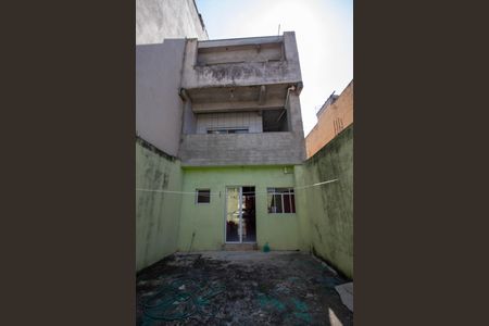 Casa para alugar com 140m², 2 quartos e 5 vagasQuintal