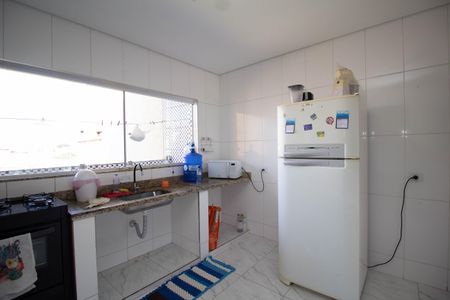 Casa para alugar com 140m², 2 quartos e 5 vagasCozinha